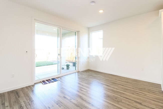 Building Photo - 10106 Anadia Wy