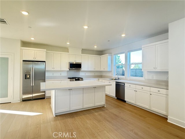 Building Photo - 313 Proctor