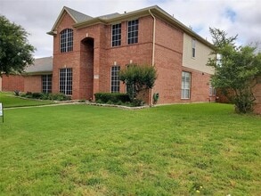 Building Photo - 2028 Austin Dr
