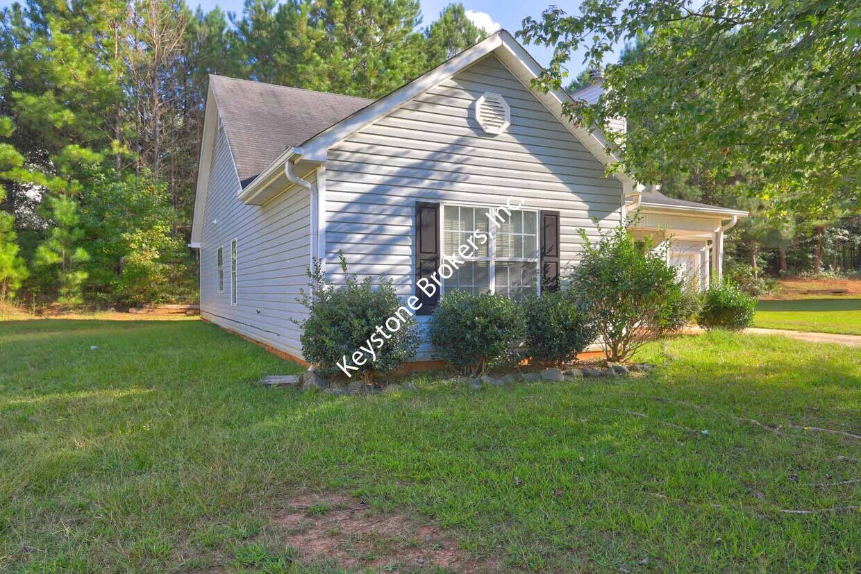 Primary Photo - 1736 Park Pl