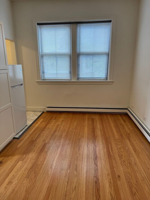 Foto principal - 21 1/2 Sherman Ave