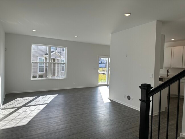 Foto del edificio - 8528 Stillwater Rd