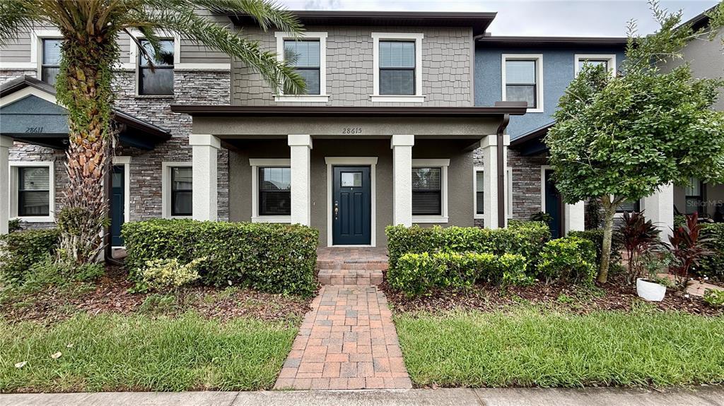 Foto principal - 28615 Tranquil Lake Cir