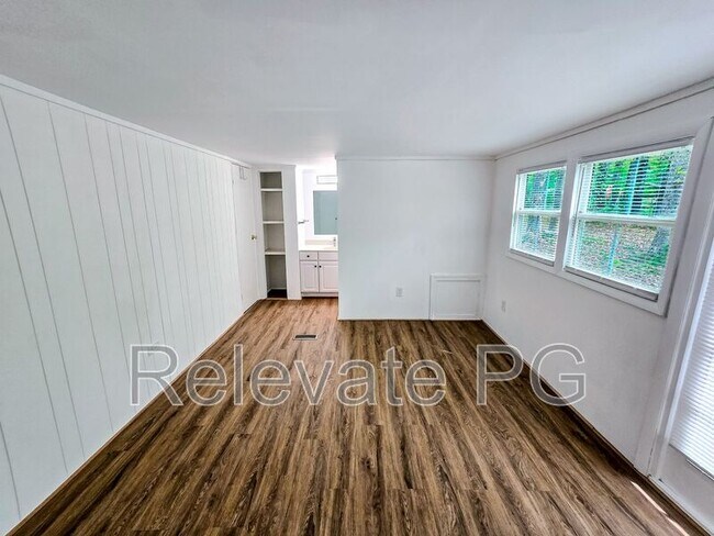 Foto del edificio - 2430 George's Rd