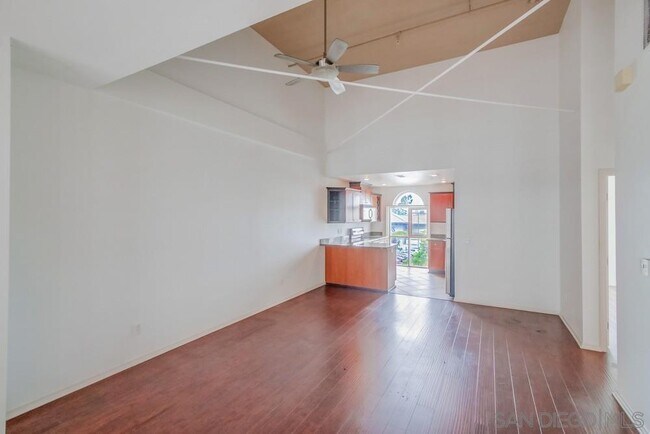Building Photo - 7514 Girard Ave