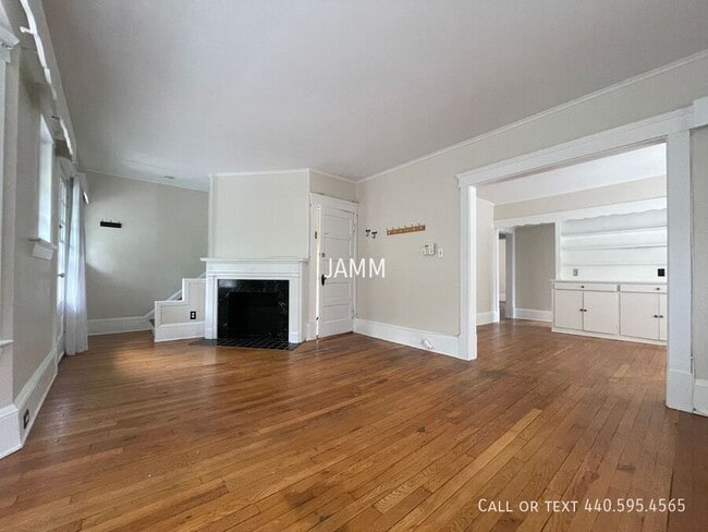 Foto del edificio - 1424 Larchmont Ave