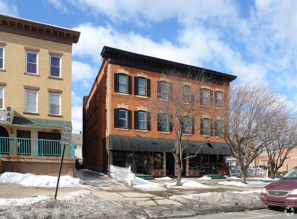 Primary Photo - The Franklin