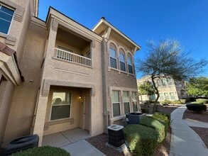 Building Photo - 10550 W Alexander Rd