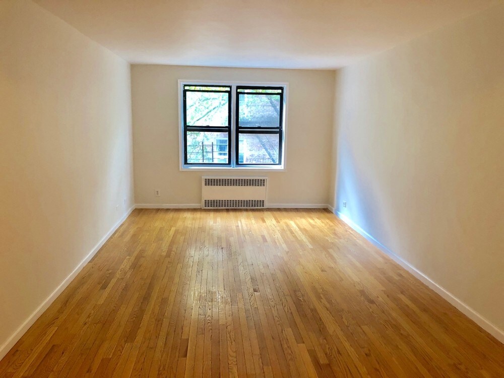 Primary Photo - 98-30 67th Ave
