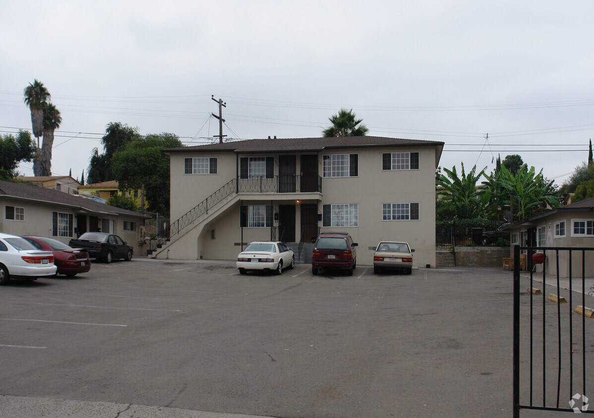 Building Photo - 5239 Rex Ave