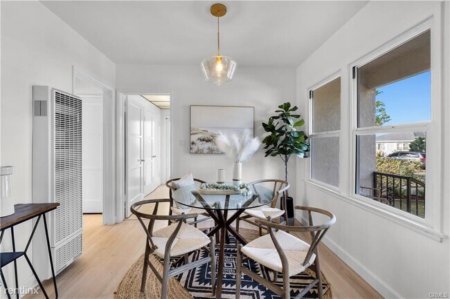 Building Photo - 3 br, 1 bath House - 1612 Harkness St