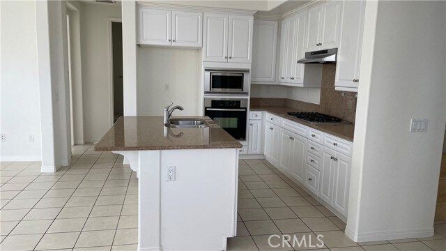 Foto del edificio - 3312 Laviana Street