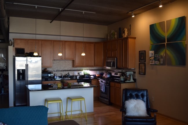 Building Photo - 210 S Water St