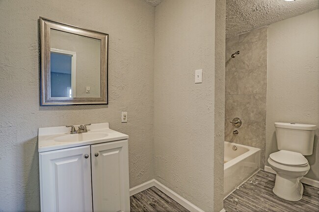 Remodeled bathroom - 228 Orange St