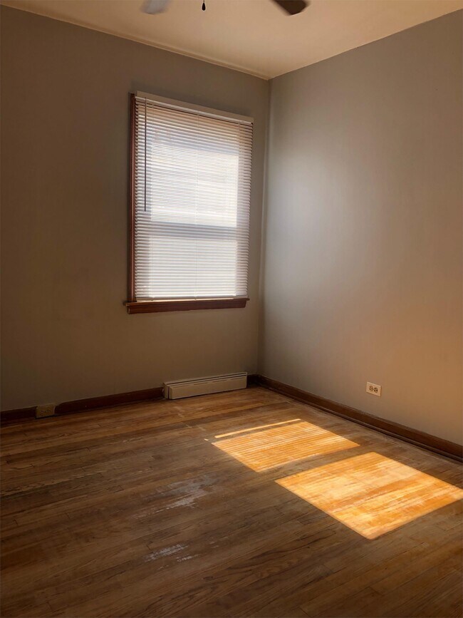 Foto del edificio - 12551 S Eggleston Ave