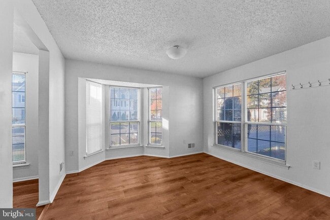 Foto del edificio - 194 Darwin Ln