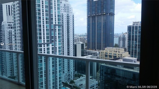 Foto del edificio - 1250 S Miami Ave