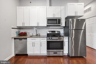 Building Photo - 511 South St