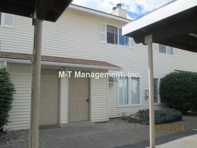 Building Photo - 2107 N Houk Rd