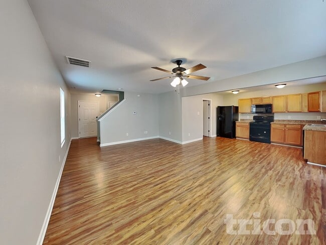 Foto del edificio - 947 Littleton Dr