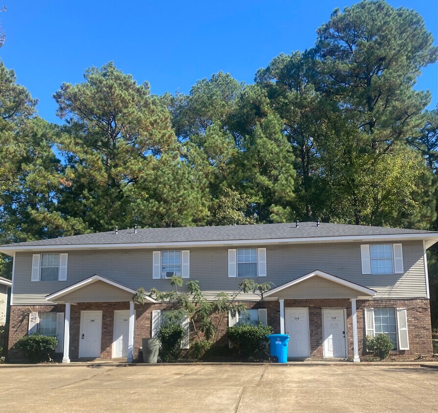 105 S Maple St, Ruston, LA 71270 House Rental in Ruston, LA
