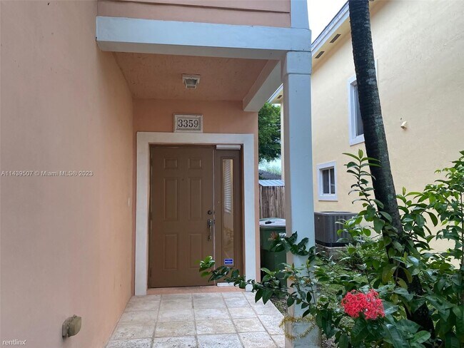 Foto del edificio - 4 br, 2 bath House - 3359 NE 3rd Dr