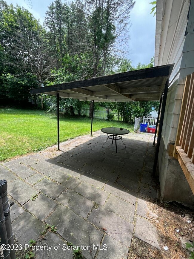 Foto del edificio - 161-163-163 W Parker St