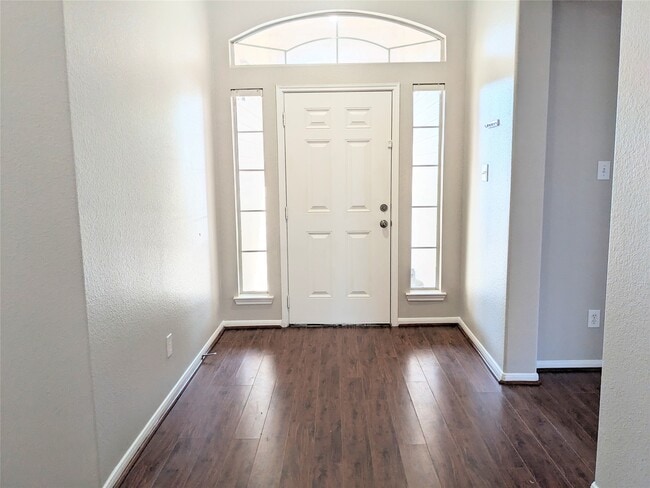 Building Photo - 20110 Goss Hollow Ln