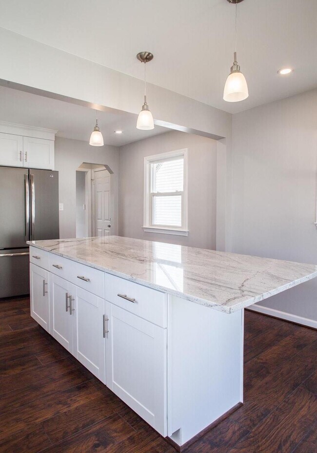 Kitchen - 2223 Coy St