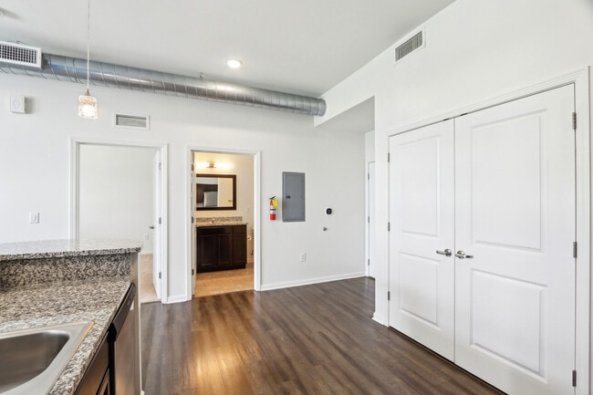 1BR Entry - The Delaware Apartments