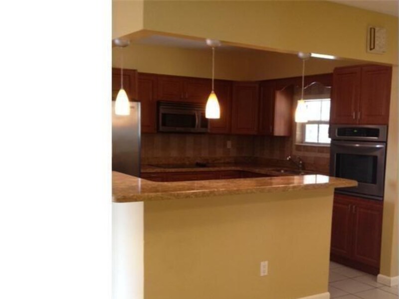 Foto del edificio - 8841 NW 14th St