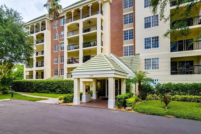 Recepción de entrada para residentes - 1002 S Harbour Island Blvd