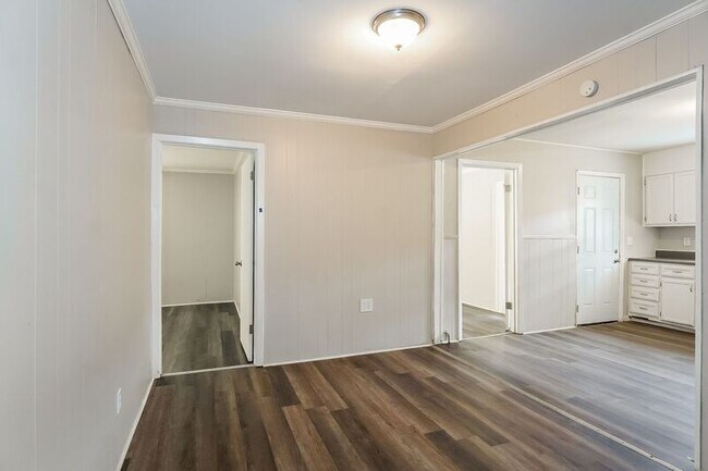 Foto del edificio - 3417 4th St W