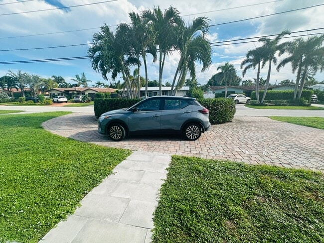 Photo - 2741 NE 53rd Ct House