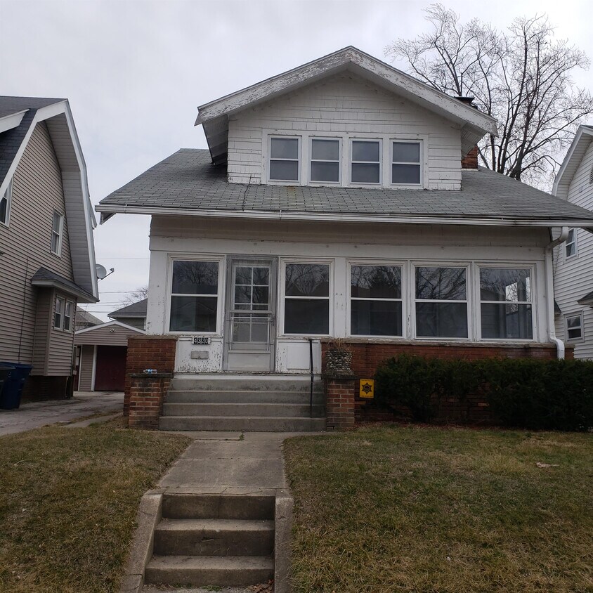 Primary Photo - 4320 N Lockwood Ave