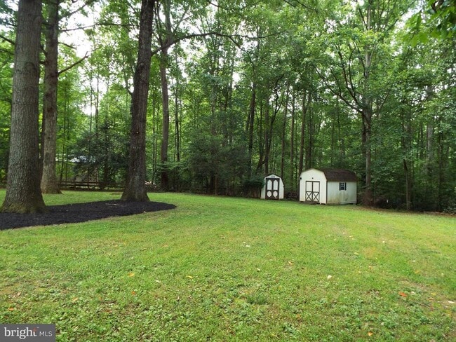 Building Photo - 121 Greenfield Rd