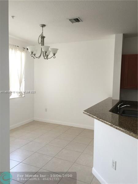 Foto del edificio - 2955 NW 126th Ave