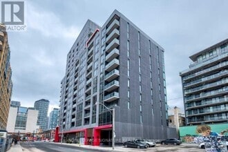 Building Photo - 435-PH435 Richmond St W