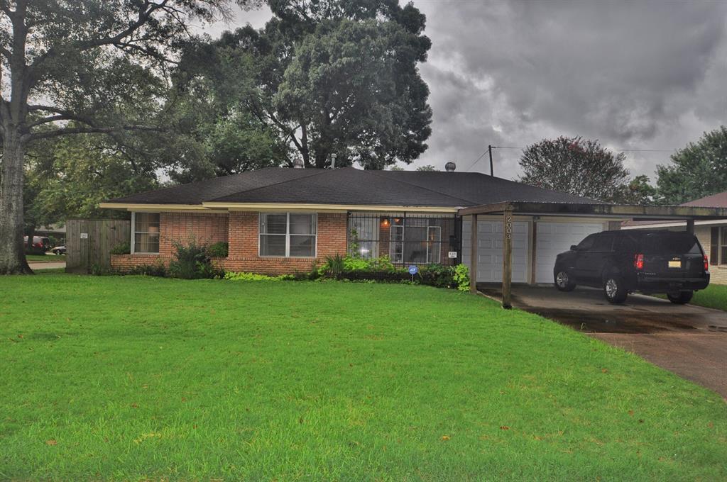 Foto principal - 2003 Stonecrest Dr