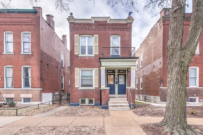Building Photo - 2211 Indiana Ave