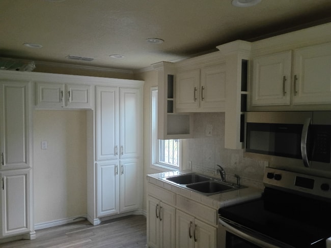 Foto del edificio - 3111 Strong Ave