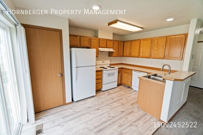 Foto del edificio - 1407 E Gilbert Ave