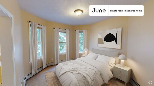Building Photo - Private bedroom in 3 bed/1 bath Home
