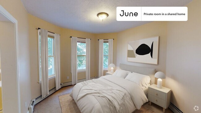 Building Photo - Private bedroom in 3 bed/1 bath Home