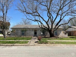 Building Photo - 5520 Finian Ln