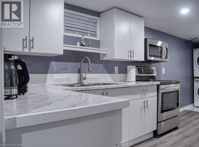 Photo du bâtiment - 651 Upper Ottawa St