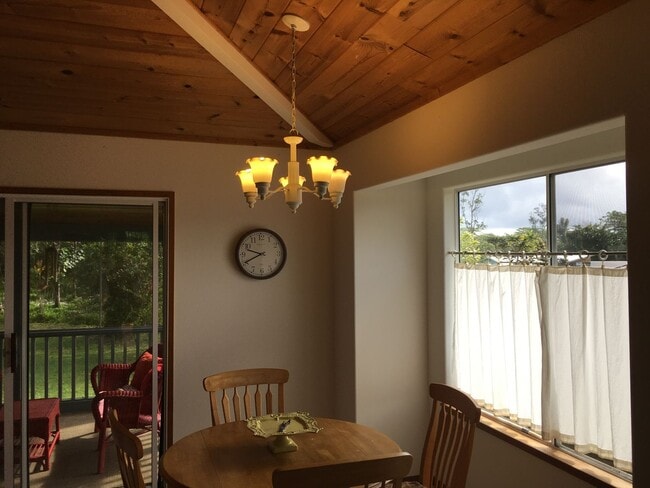 Building Photo - Partially Furnished Home in HPP