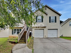 Building Photo - 4238 Zephyrhills Dr