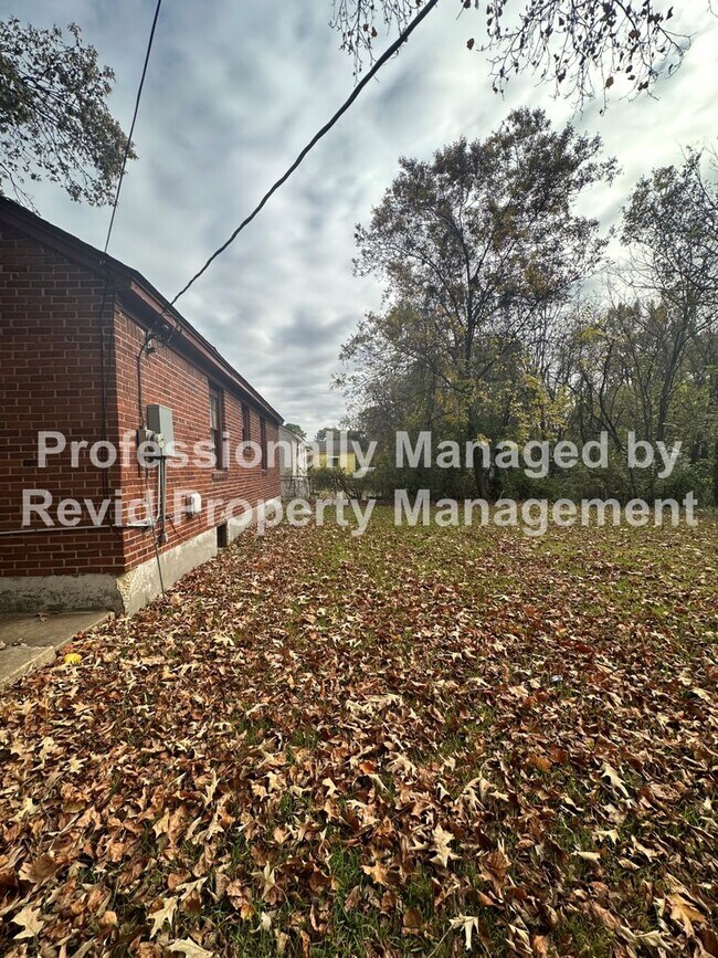 Building Photo - Move In Special! First Month Free on an 18...
