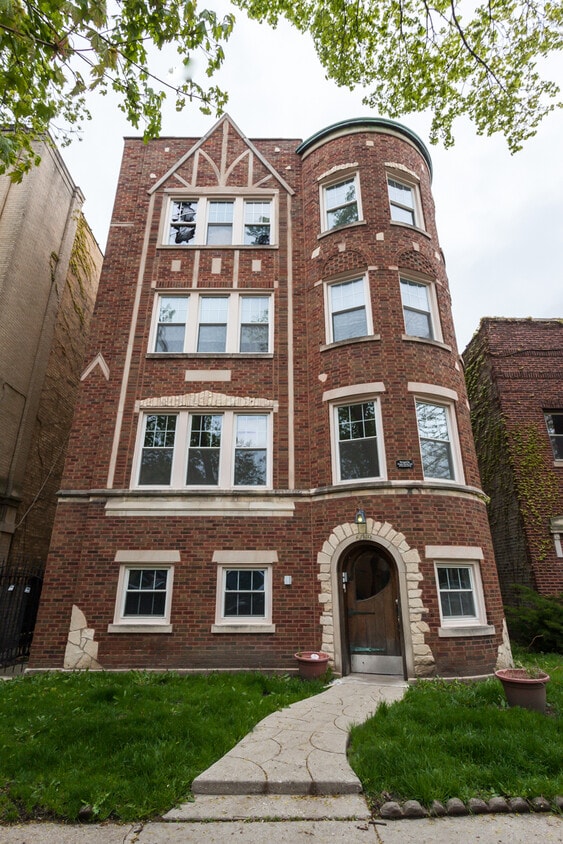 Primary Photo - 6149 N Talman Ave